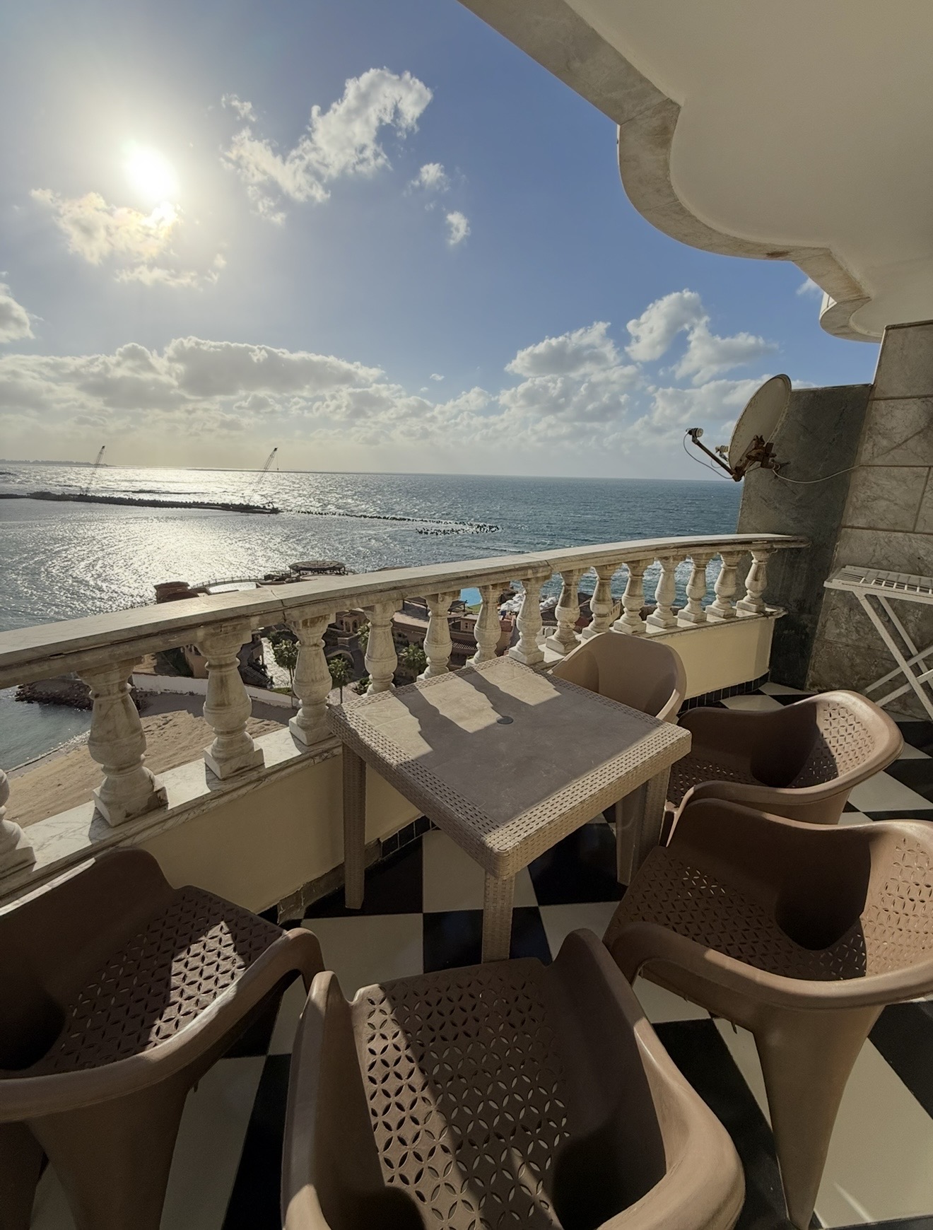 صورة المعرض 5