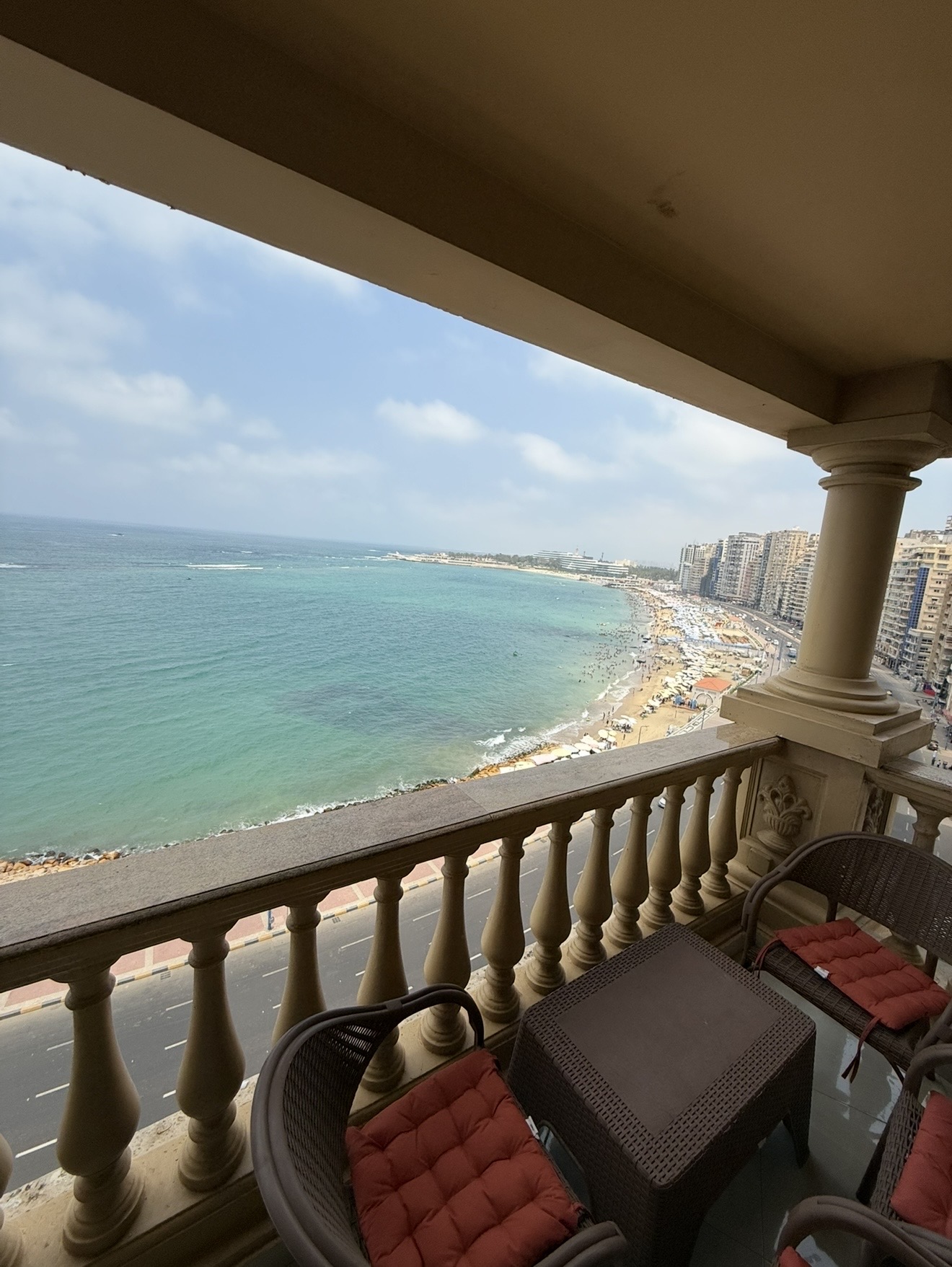 صورة المعرض 4